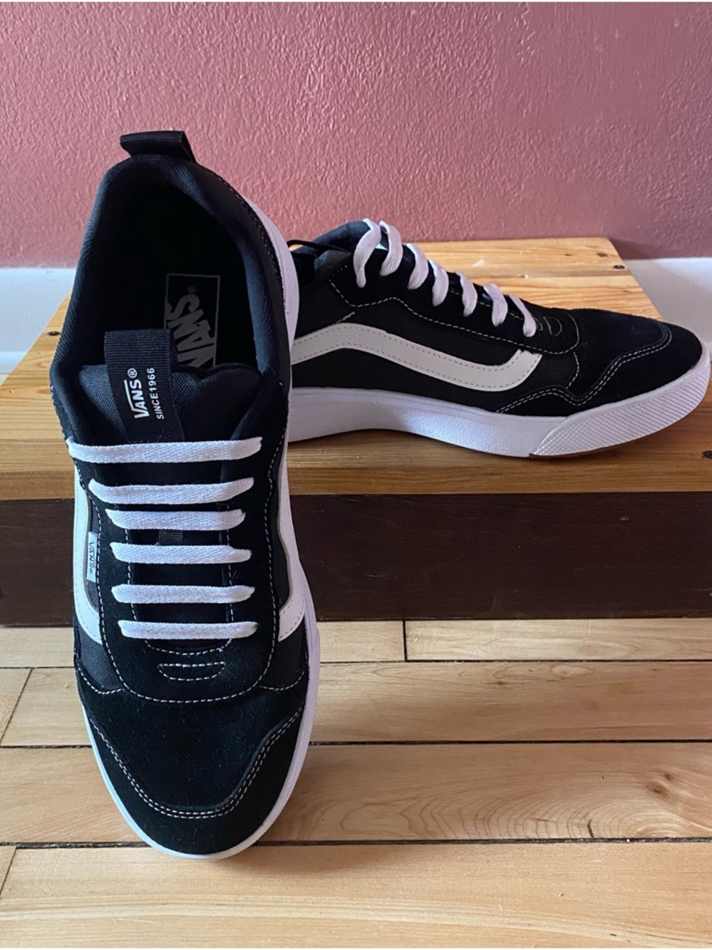 Men’s Vans size 12 Black and White Low Tops